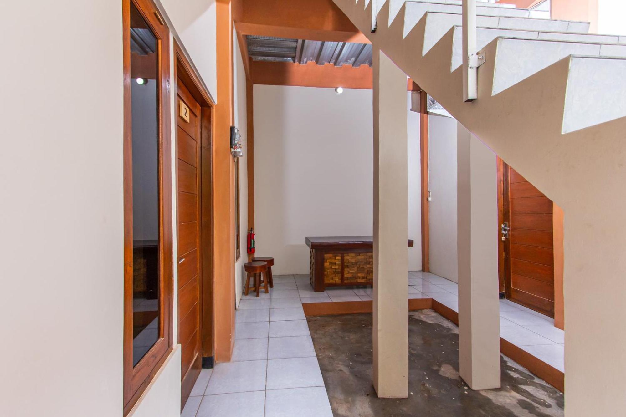 OYO 1718 Homestay Wak Gobenk Salakan Exterior foto
